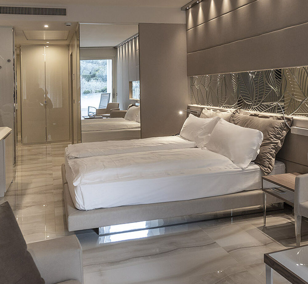 Junior Suite - Prestige Double Bedroom with Garden View
